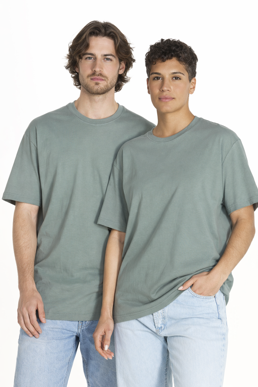 Camisetas suaves y seguras para los más pequeños. Personalización con el logo de la guardería o escuela.